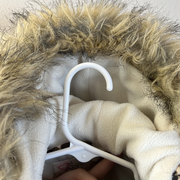 Leopard print sequin toddler zipped vest - Picture 8 of 9